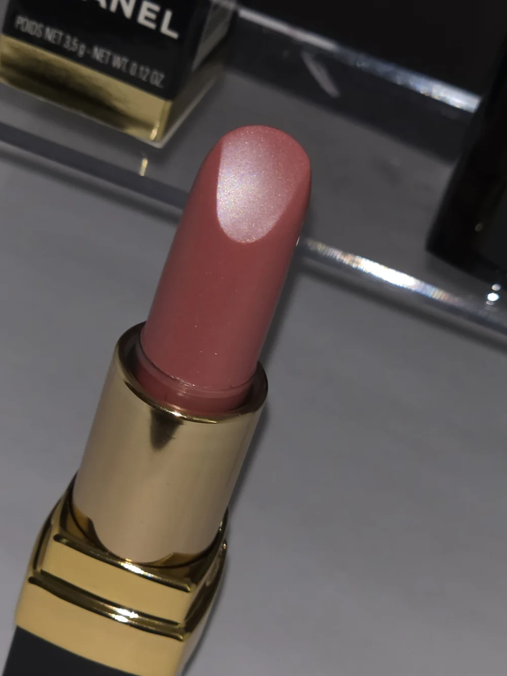 RARE CHANEL AQUALUMIÈRE LIPSHINE- 52 